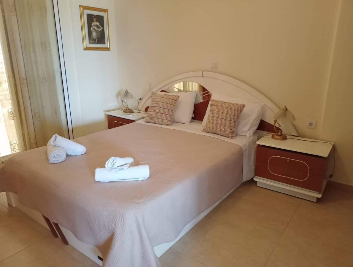 Lovely View Apartments Himare Exterior foto